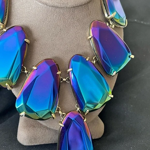 NWOT Kendra Scott Rare & Retired Harlow Necklace Black Iridescent & Gold GORG! - Picture 3 of 10